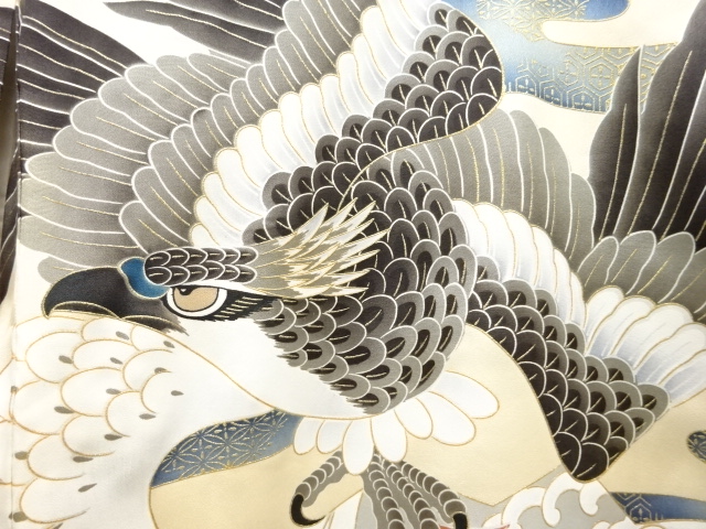 JAPANESE KIMONO / ANTIQUE BOYS KIMONO / EAGLE / ARMOR PATTERN
